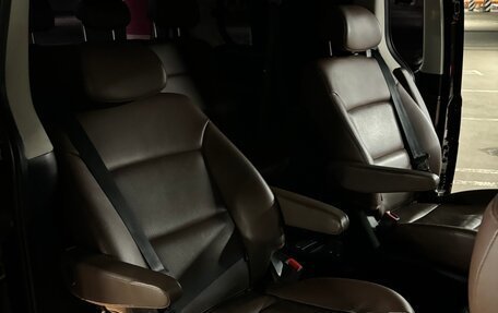 Hyundai Grand Starex Grand Starex I рестайлинг 2, 2020 год, 3 350 000 рублей, 24 фотография