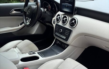 Mercedes-Benz A-Класс, 2017 год, 1 750 000 рублей, 5 фотография