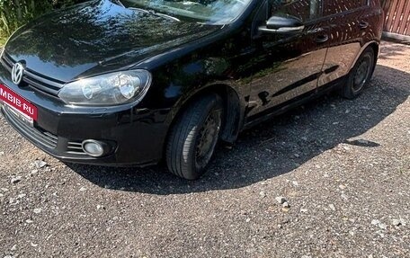 Volkswagen Golf VI, 2011 год, 900 000 рублей, 3 фотография