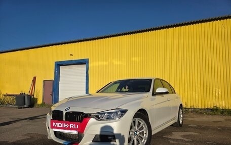 BMW 3 серия, 2016 год, 2 250 000 рублей, 2 фотография