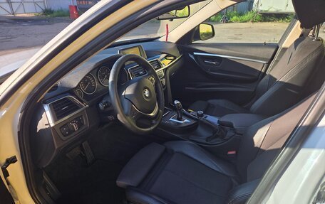 BMW 3 серия, 2016 год, 2 250 000 рублей, 13 фотография