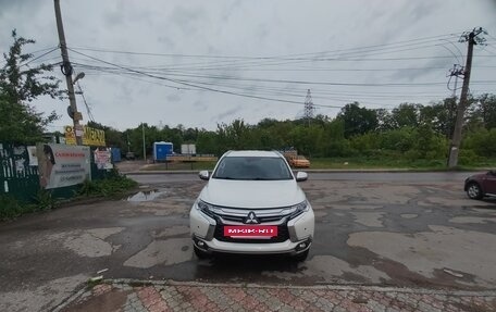 Mitsubishi Pajero Sport III рестайлинг, 2017 год, 3 600 000 рублей, 3 фотография