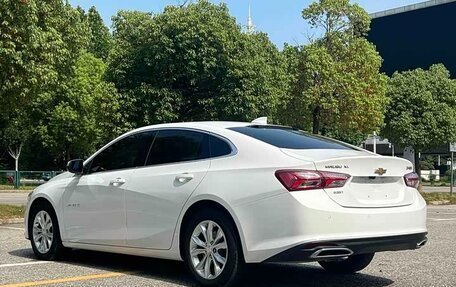 Chevrolet Malibu IX, 2022 год, 1 600 000 рублей, 2 фотография