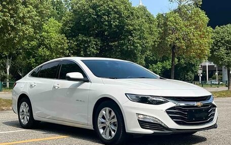 Chevrolet Malibu IX, 2022 год, 1 600 000 рублей, 3 фотография