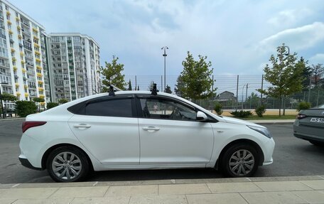 Hyundai Solaris II рестайлинг, 2020 год, 1 200 000 рублей, 3 фотография