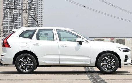Volvo XC60 II, 2025 год, 4 629 000 рублей, 3 фотография