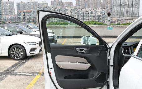 Volvo XC60 II, 2025 год, 4 629 000 рублей, 12 фотография