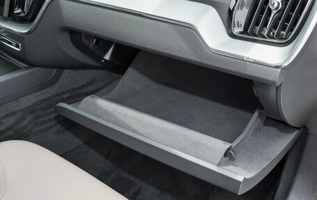Volvo XC60 II, 2025 год, 4 629 000 рублей, 29 фотография