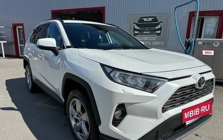 Toyota RAV4, 2020 год, 3 250 000 рублей, 3 фотография