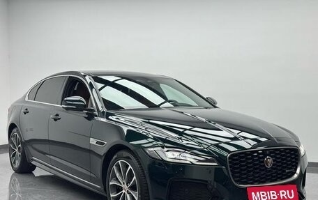 Jaguar XF II, 2022 год, 3 000 000 рублей, 3 фотография