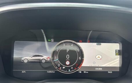 Jaguar XF II, 2022 год, 3 000 000 рублей, 11 фотография