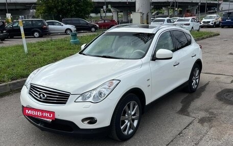 Infiniti QX50 I рестайлинг, 2013 год, 1 550 000 рублей, 10 фотография
