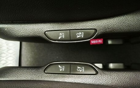 KIA Carnival, 2021 год, 3 200 000 рублей, 18 фотография