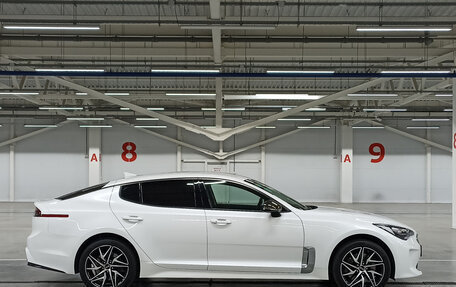 KIA Stinger I, 2021 год, 3 200 000 рублей, 5 фотография