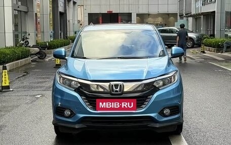 Honda Vezel, 2021 год, 1 390 000 рублей, 2 фотография