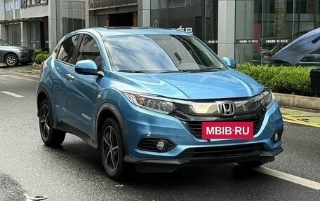 Honda Vezel, 2021 год, 1 390 000 рублей, 3 фотография