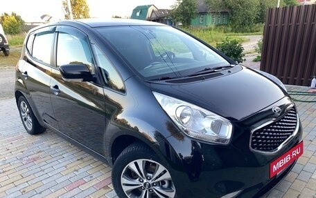 KIA Venga I, 2015 год, 1 050 000 рублей, 2 фотография