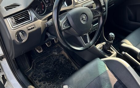 Skoda Rapid I, 2015 год, 900 000 рублей, 12 фотография