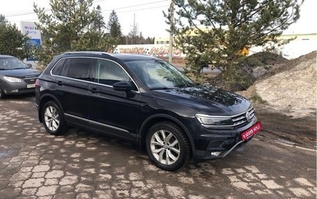 Volkswagen Tiguan II, 2018 год, 2 499 000 рублей, 2 фотография