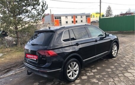 Volkswagen Tiguan II, 2018 год, 2 499 000 рублей, 4 фотография