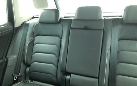 Volkswagen Tiguan II, 2018 год, 2 499 000 рублей, 10 фотография