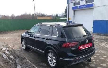 Volkswagen Tiguan II, 2018 год, 2 499 000 рублей, 5 фотография