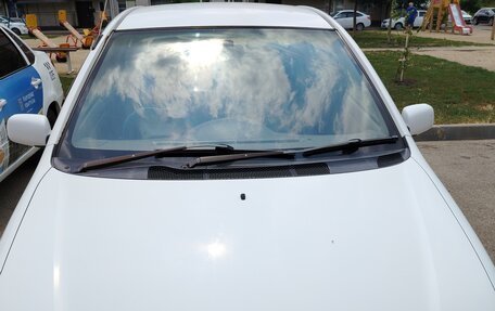 Toyota Platz, 2000 год, 320 000 рублей, 2 фотография