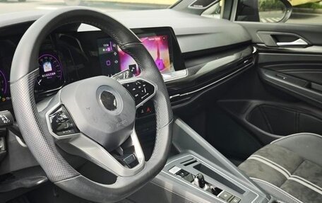 Volkswagen Golf VIII, 2021 год, 1 310 000 рублей, 11 фотография