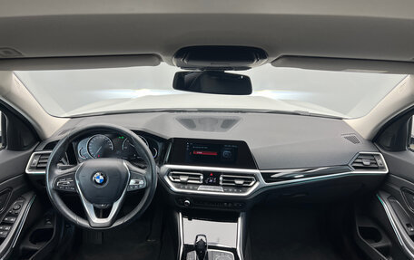 BMW 3 серия, 2019 год, 3 311 765 рублей, 17 фотография