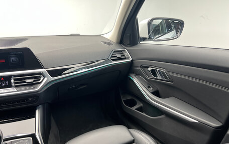 BMW 3 серия, 2019 год, 3 311 765 рублей, 18 фотография