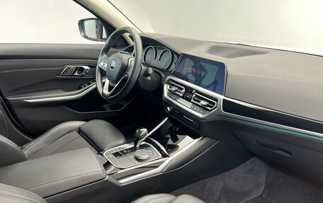BMW 3 серия, 2019 год, 3 311 765 рублей, 15 фотография