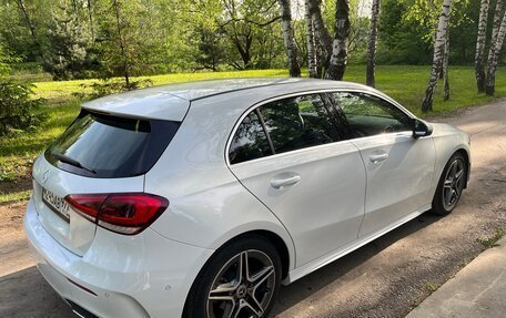 Mercedes-Benz A-Класс, 2021 год, 3 000 000 рублей, 4 фотография