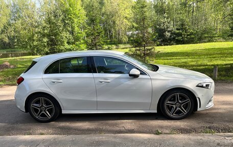 Mercedes-Benz A-Класс, 2021 год, 3 000 000 рублей, 3 фотография