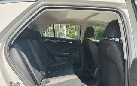 Volkswagen T-Roc I, 2021 год, 1 350 000 рублей, 10 фотография