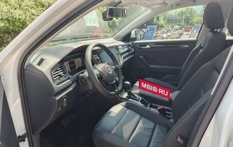 Volkswagen T-Roc I, 2021 год, 1 350 000 рублей, 5 фотография