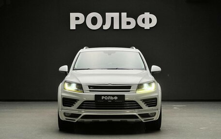 Volkswagen Touareg III, 2017 год, 3 550 000 рублей, 2 фотография