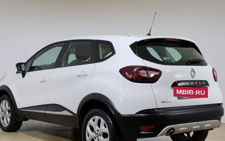 Renault Kaptur I рестайлинг, 2017 год, 1 090 000 рублей, 7 фотография