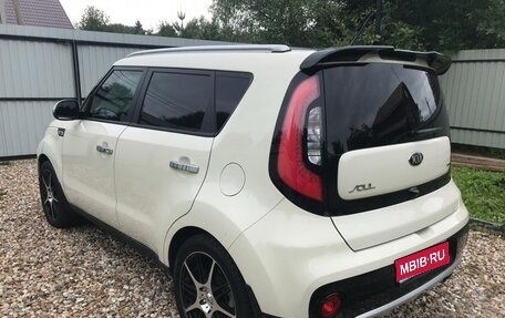 KIA Soul II рестайлинг, 2018 год, 1 800 000 рублей, 1 фотография