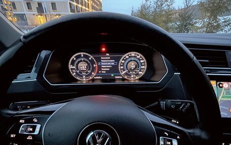 Volkswagen Tiguan II, 2018 год, 2 950 000 рублей, 10 фотография