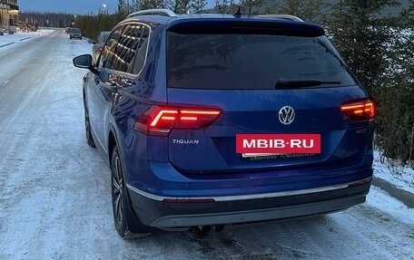 Volkswagen Tiguan II, 2018 год, 2 950 000 рублей, 32 фотография