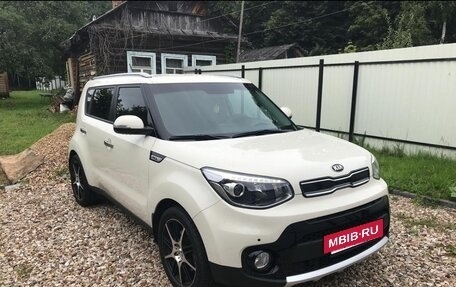 KIA Soul II рестайлинг, 2018 год, 1 800 000 рублей, 2 фотография