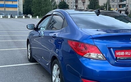 Hyundai Solaris II рестайлинг, 2012 год, 950 000 рублей, 10 фотография