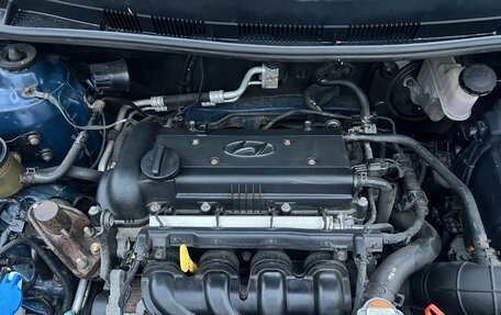 Hyundai Solaris II рестайлинг, 2012 год, 950 000 рублей, 28 фотография