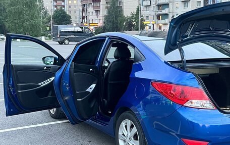 Hyundai Solaris II рестайлинг, 2012 год, 950 000 рублей, 25 фотография
