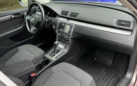 Volkswagen Passat B7, 2011 год, 1 590 000 рублей, 10 фотография