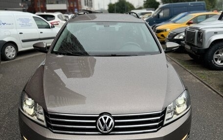 Volkswagen Passat B7, 2011 год, 1 590 000 рублей, 2 фотография
