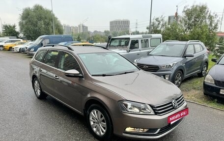 Volkswagen Passat B7, 2011 год, 1 590 000 рублей, 3 фотография