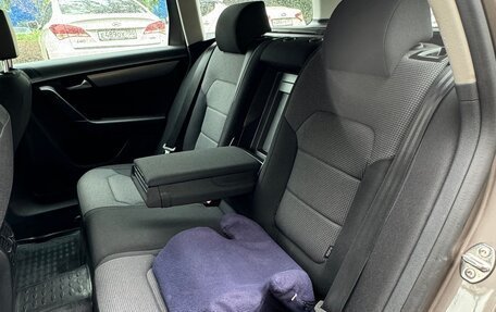 Volkswagen Passat B7, 2011 год, 1 590 000 рублей, 25 фотография