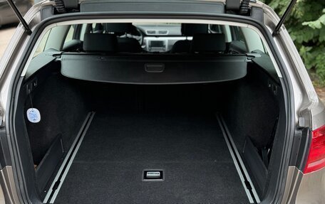 Volkswagen Passat B7, 2011 год, 1 590 000 рублей, 32 фотография