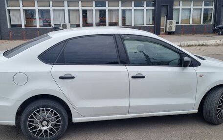 Volkswagen Polo VI (EU Market), 2019 год, 1 240 000 рублей, 2 фотография
